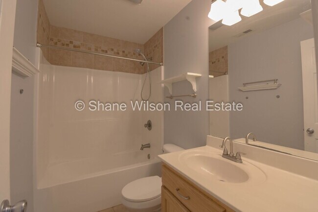 Building Photo - 4-Bedroom home in Tunnel Hill