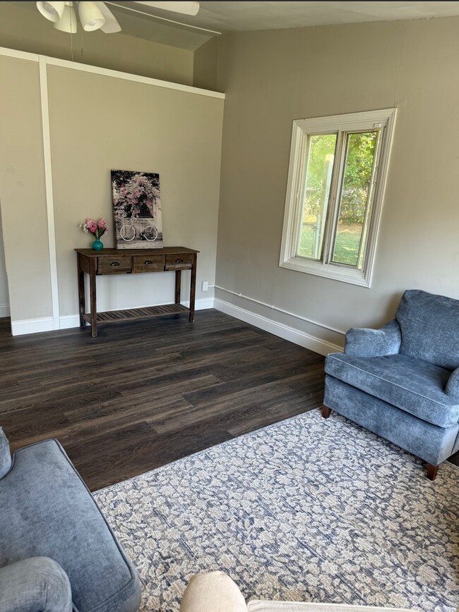 Building Photo - LAND CONTRACT (RENT-TO-OWN)