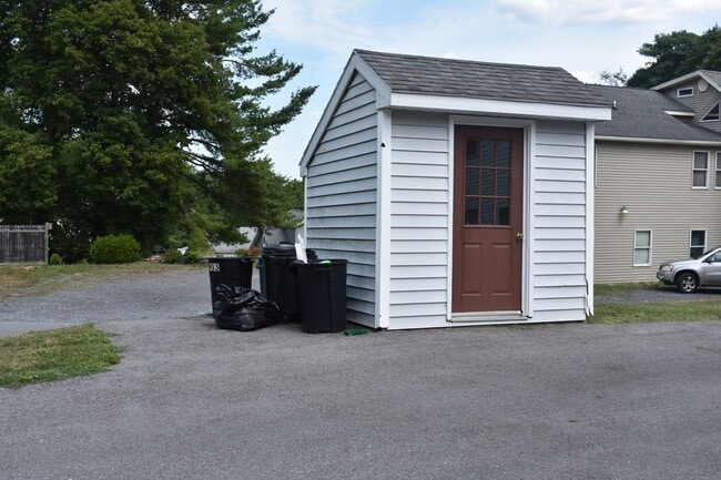 Building Photo - RDBS901