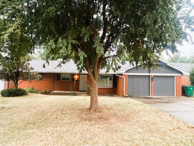 Building Photo - 3108 NW 62nd St
