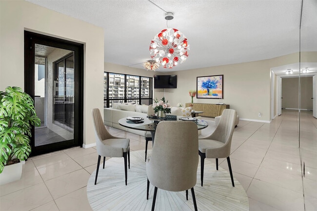 Building Photo - 5000 N Ocean Blvd