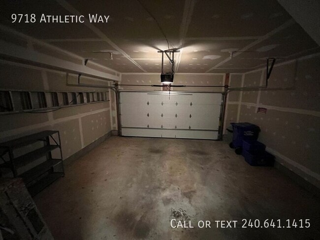 Building Photo - 9718 Athletic Way