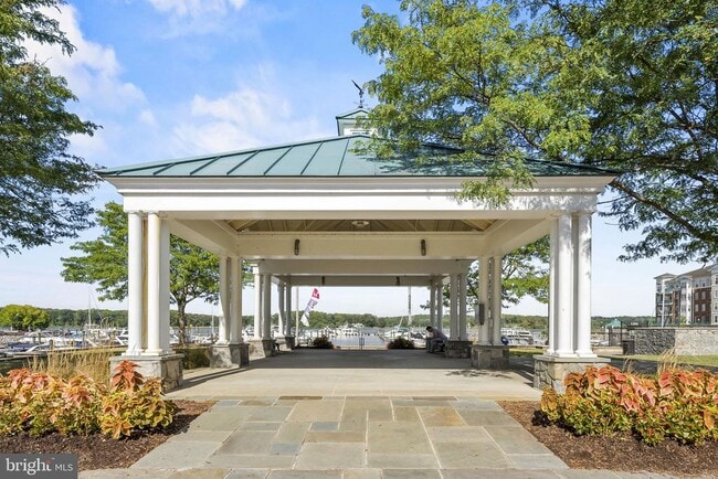 Building Photo - 440 Belmont Bay Dr
