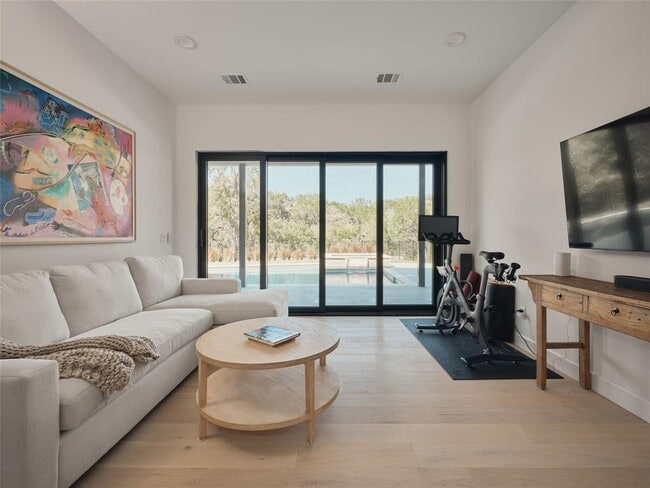 Building Photo - 3214 Smoky Ridge