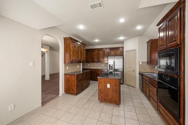 Building Photo - 1613 Country Hills Dr