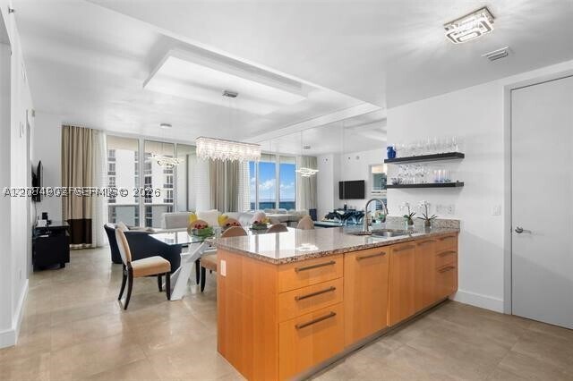 Building Photo - 15901 Collins Ave