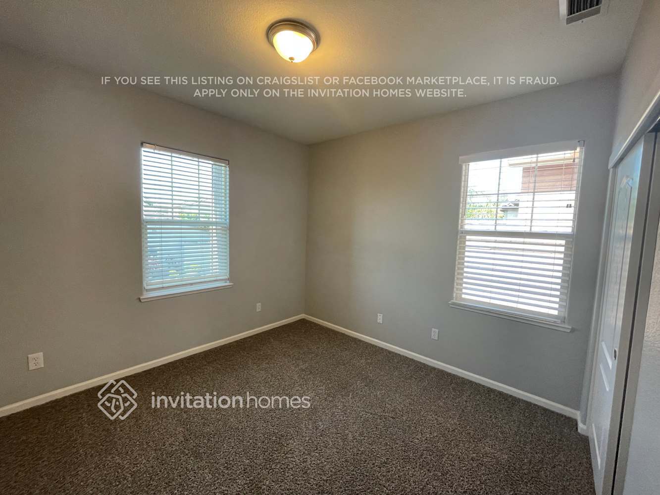 Building Photo - 1120 Villaggio Cir