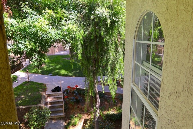 Building Photo - 637 Indian Oak Ln