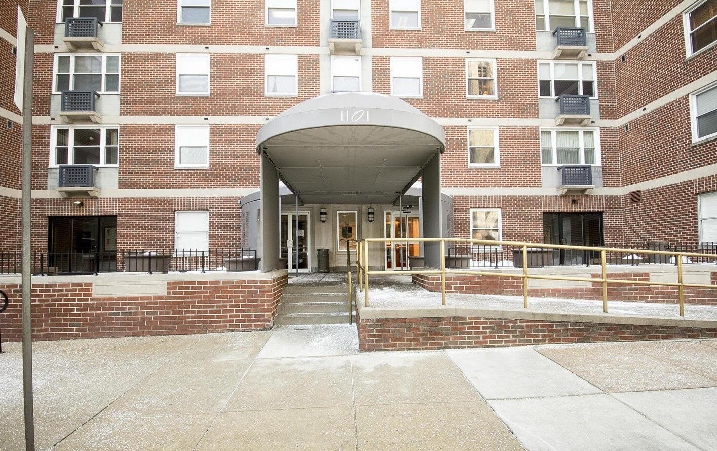 Building Photo - 1101 St Paul St