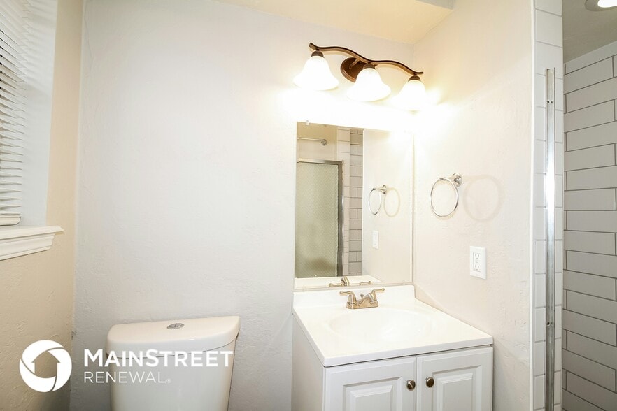 Building Photo - 4220 Corbett Dr