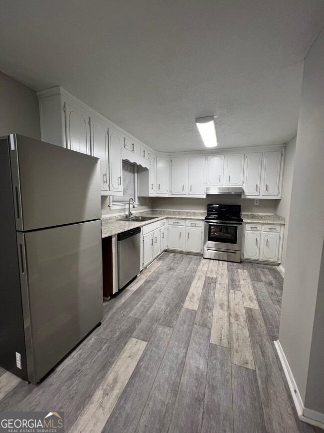 Building Photo - 2442 Womack Cir
