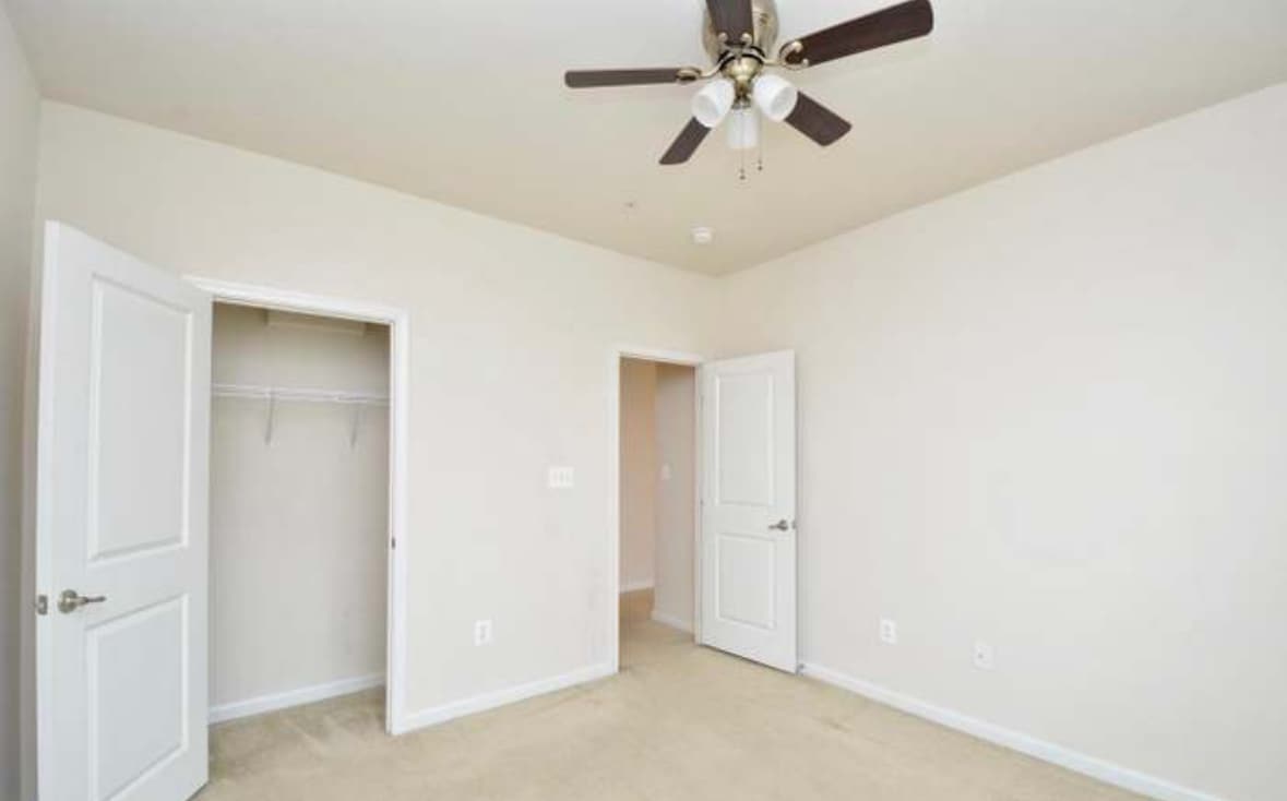 Building Photo - 904 Hall Station Dr