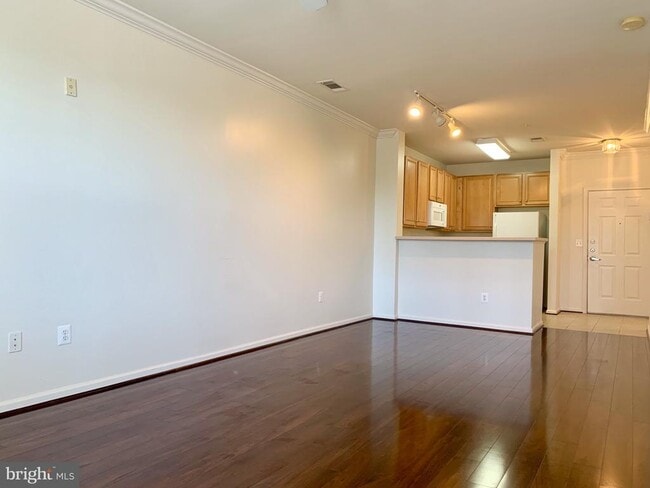 Building Photo - 12001 Market St