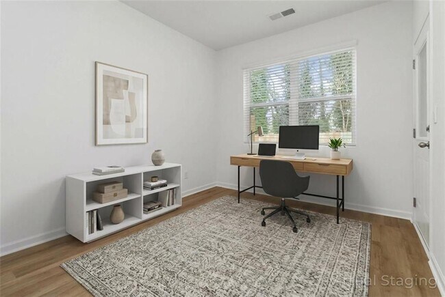 Building Photo - 1332 Lakota Pl