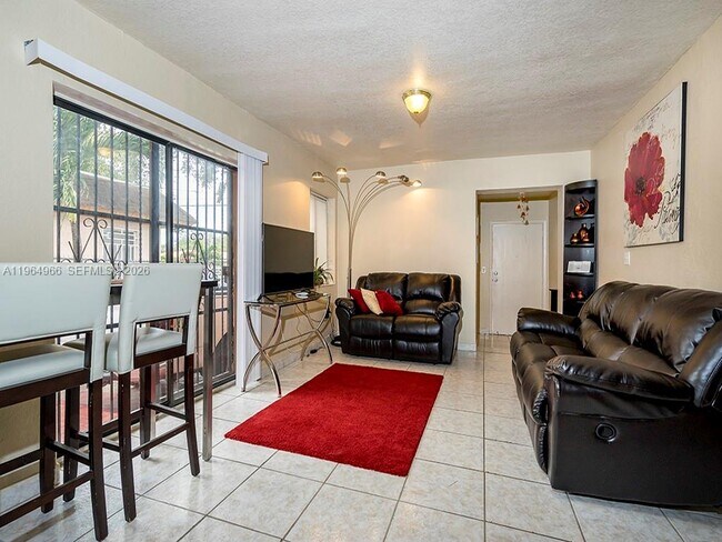 Building Photo - 2460 NW 15th St