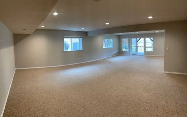 Building Photo - $3,495 / 4br - 3600ft2 - Exqusite, executi...