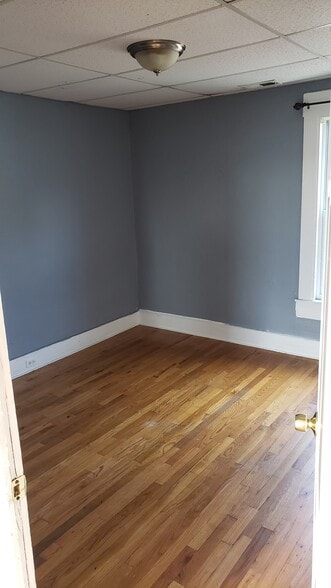 2nd bedroom - 23 Shelby St