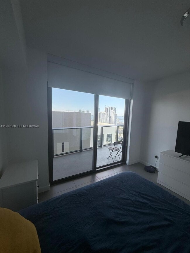 Building Photo - 1600 NE 1st Ave