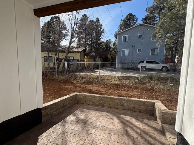 Building Photo - Gorgeous Flagstaff Rental Built In 2026