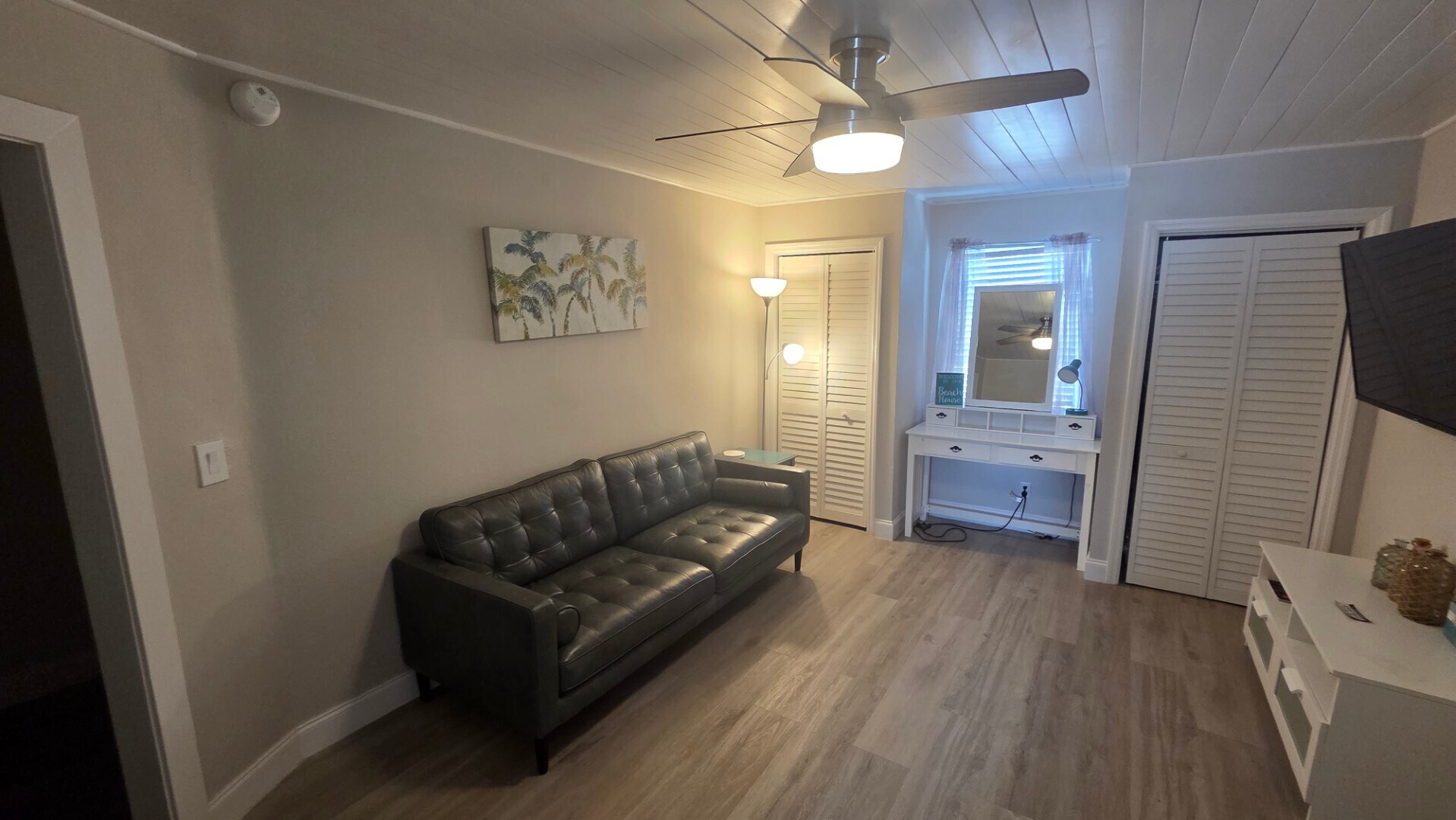 Living Room - 1524 6th St NW