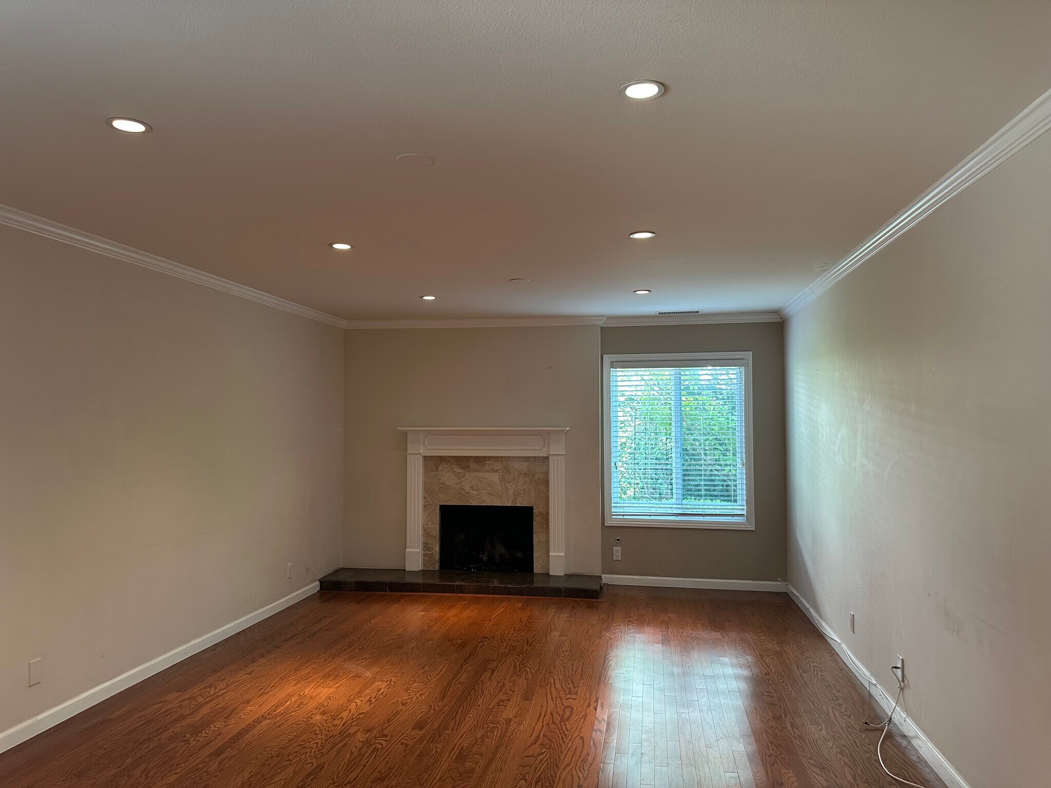 Building Photo - 20158 Barnard Ave