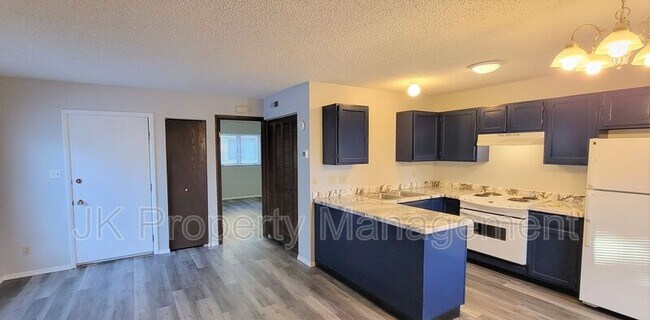 Building Photo - 3516 11th Ave S