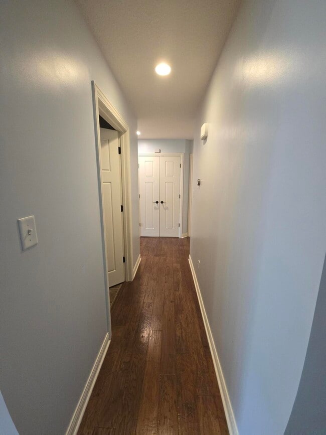 Building Photo - 3308 Snow Leopard Dr