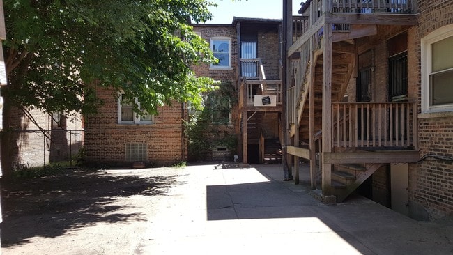 Rear of building - 7954-7958 S Harvard Ave
