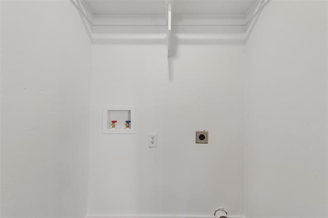 Building Photo - 303 W Broad St