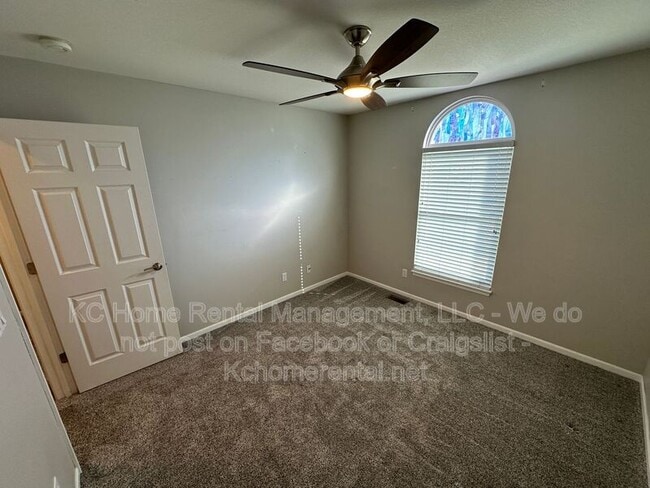 Building Photo - 224 S Huntsman Blvd