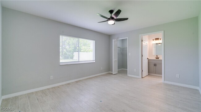 Building Photo - 1416 SE 2nd Ave