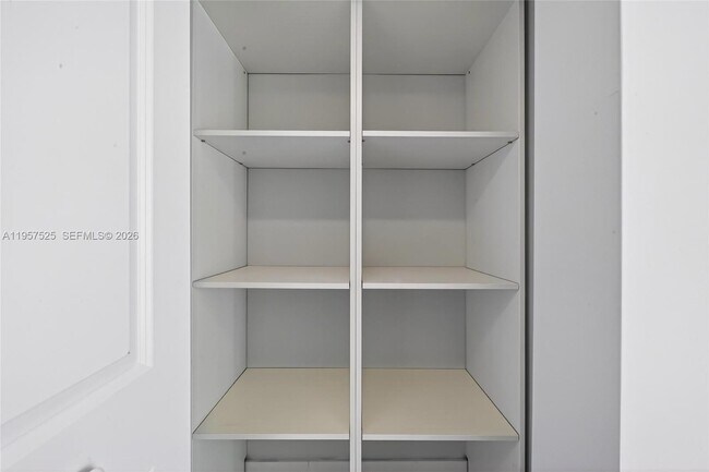 Building Photo - 400 Sunny Isles Blvd