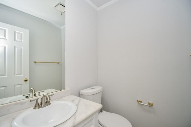 Building Photo - 3107 Barnhill Ln