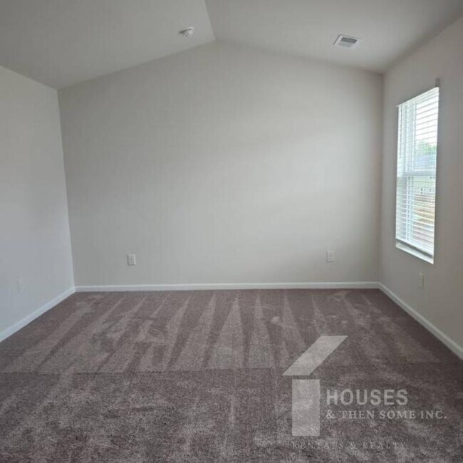Building Photo - 338 Prosperity Ln