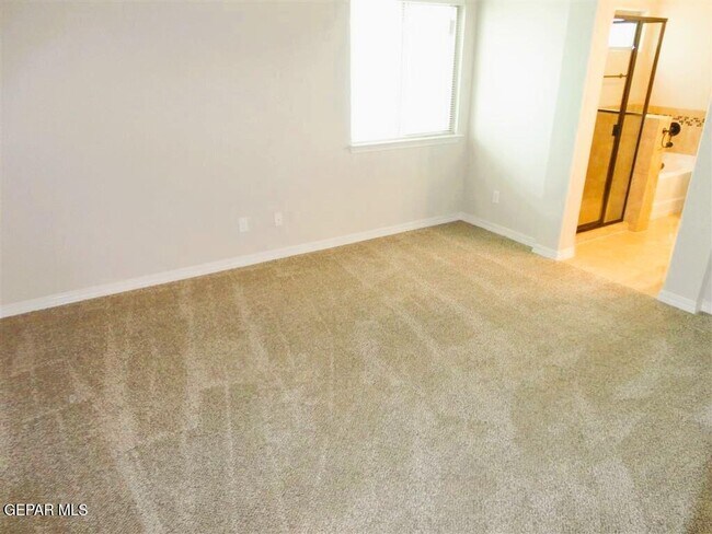 Building Photo - 14254 Earl Chokiski