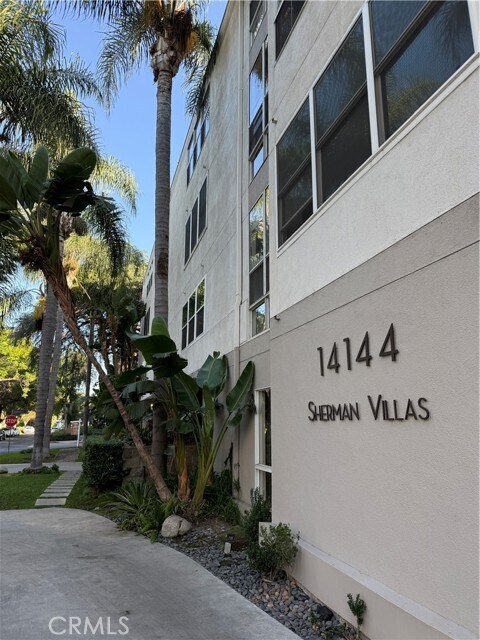 Building Photo - 14144 Dickens St