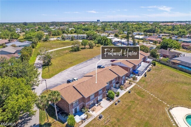 Building Photo - 864 Courtington Ln