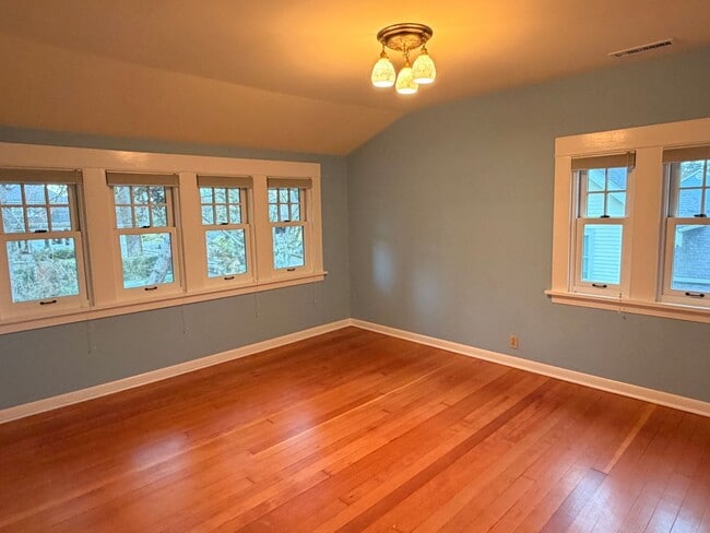 Building Photo - ROJAS