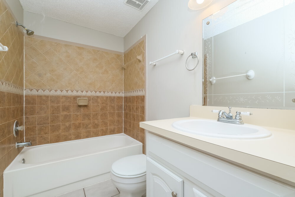 Building Photo - 7511 Breezewood Ct