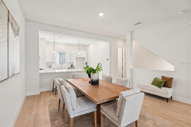 Building Photo - 3129 4th Ter N