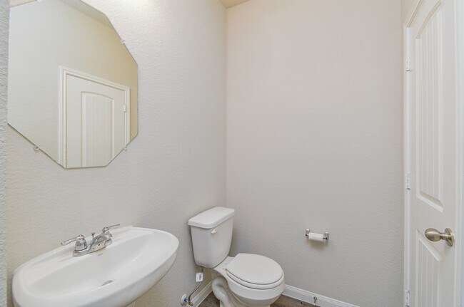 Building Photo - 23610 Goodfellow Dr