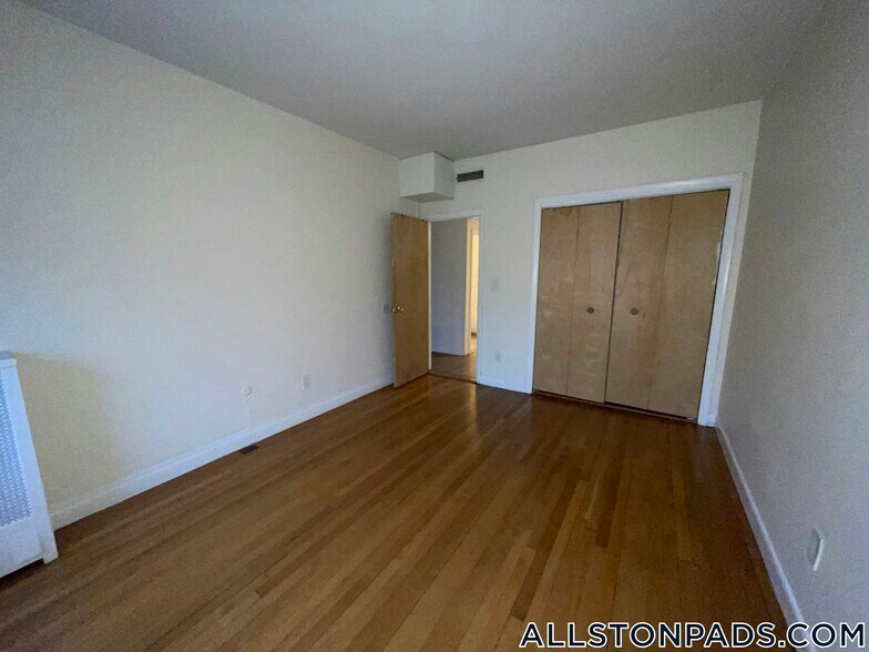 Building Photo - 1131 Commonwealth Ave