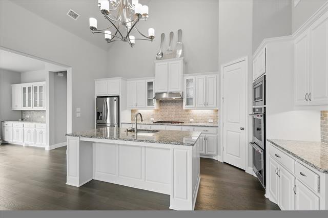 Building Photo - 4160 Dewberry Ln