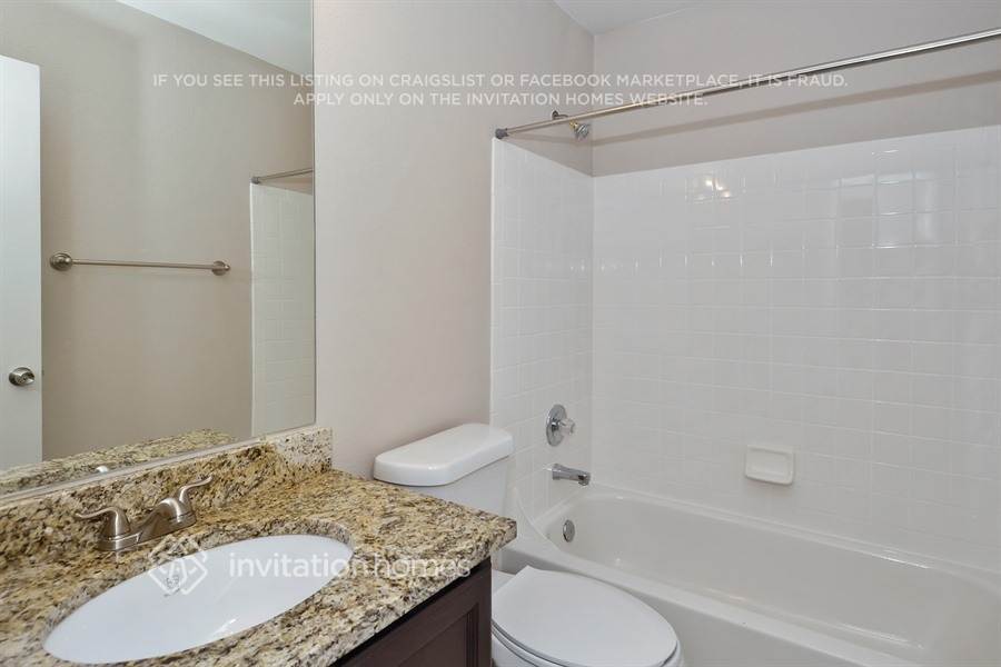 Building Photo - 3849 Primrose Ln