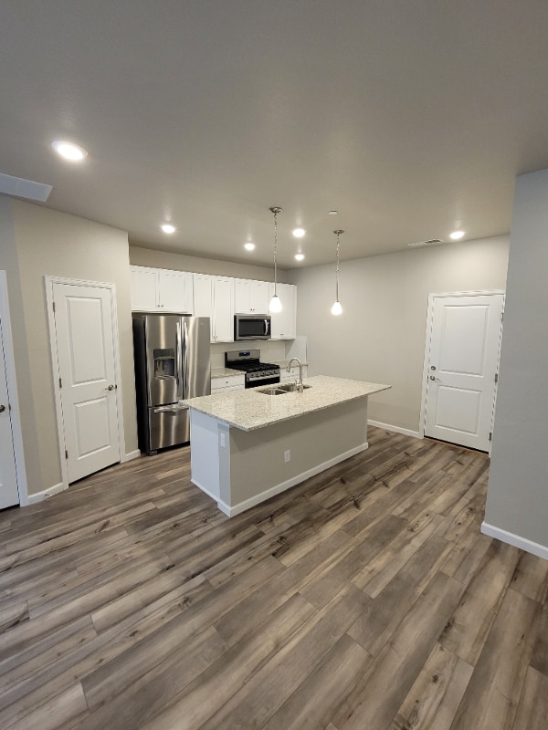 Building Photo - 463 Millwall Cir