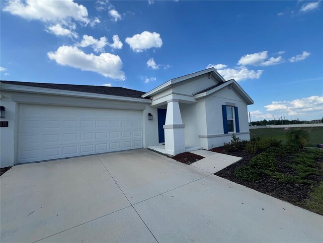 Building Photo - 688 Silver Palm Dr