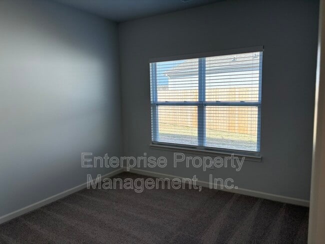 Building Photo - 80 Burr Oak Cv