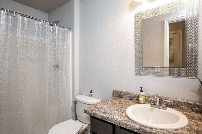 Building Photo - 7256 Red Cardinal Loop