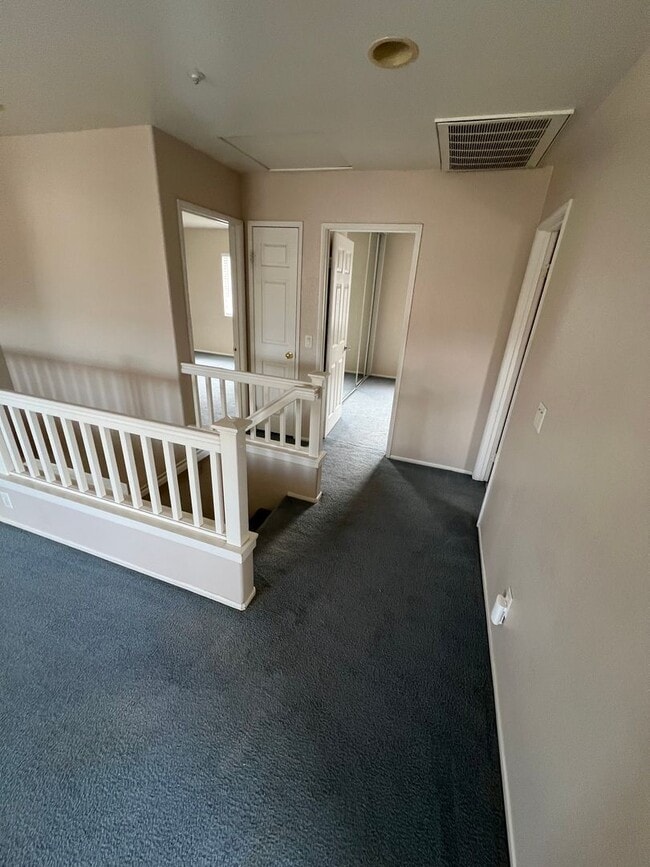 Building Photo - Spacious 3-Bedroom Home with Loft, 3-Car Garage & Large Backyard in Desirable South Loma Linda