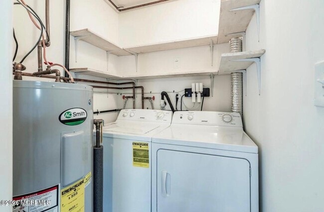 Building Photo - 209 Sinclair Ave